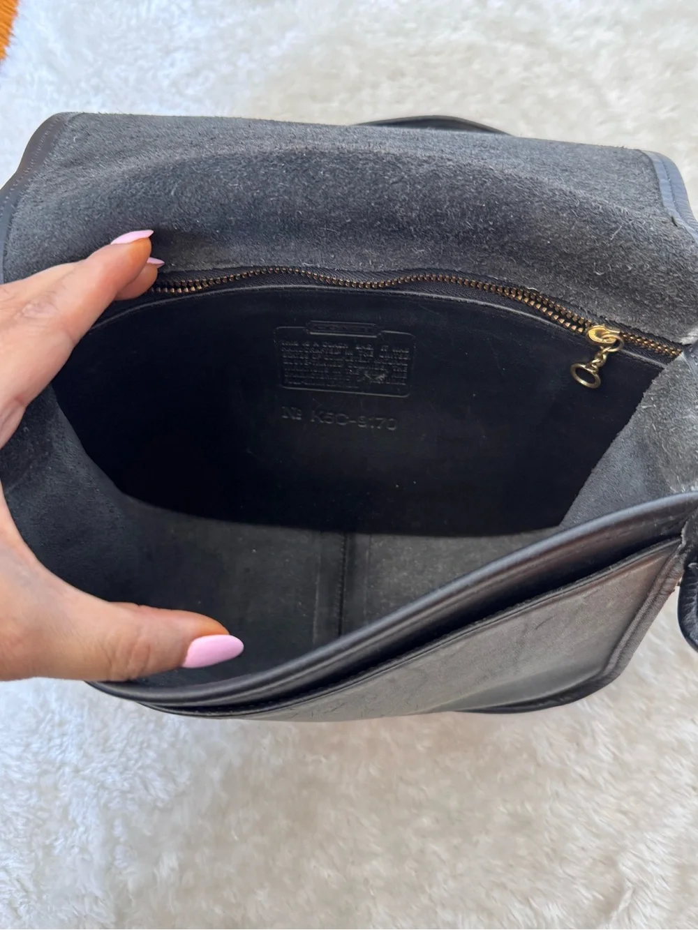 Coach 90’s Vintage Black Leather Classic Should Bag Style 1970 - Picture 10 of 15
